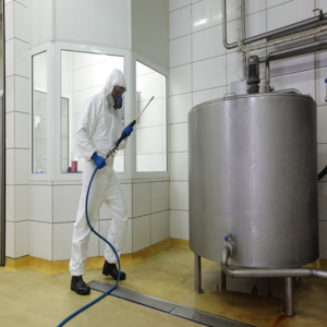 Pompes de lavage et de rinçage à haute pression pour le traitement des aliments et des boissons